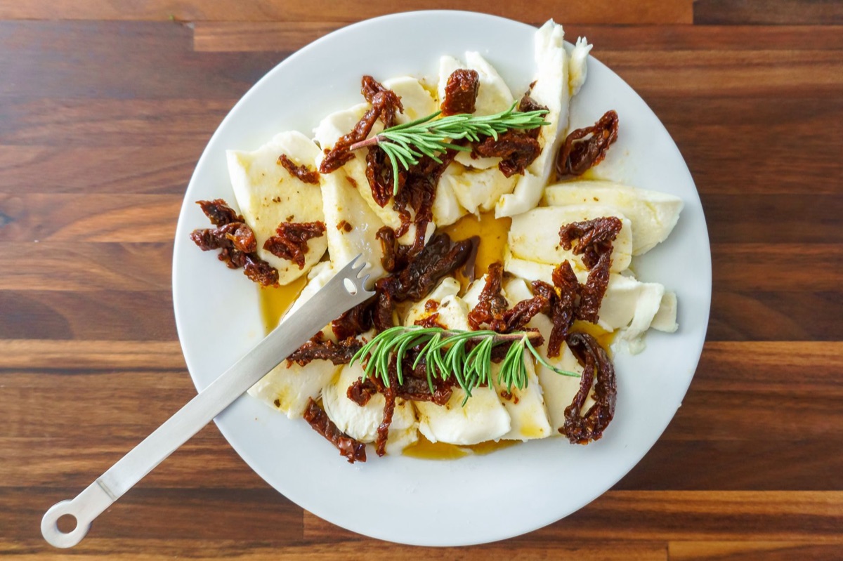 Cheese with added aromatic elements